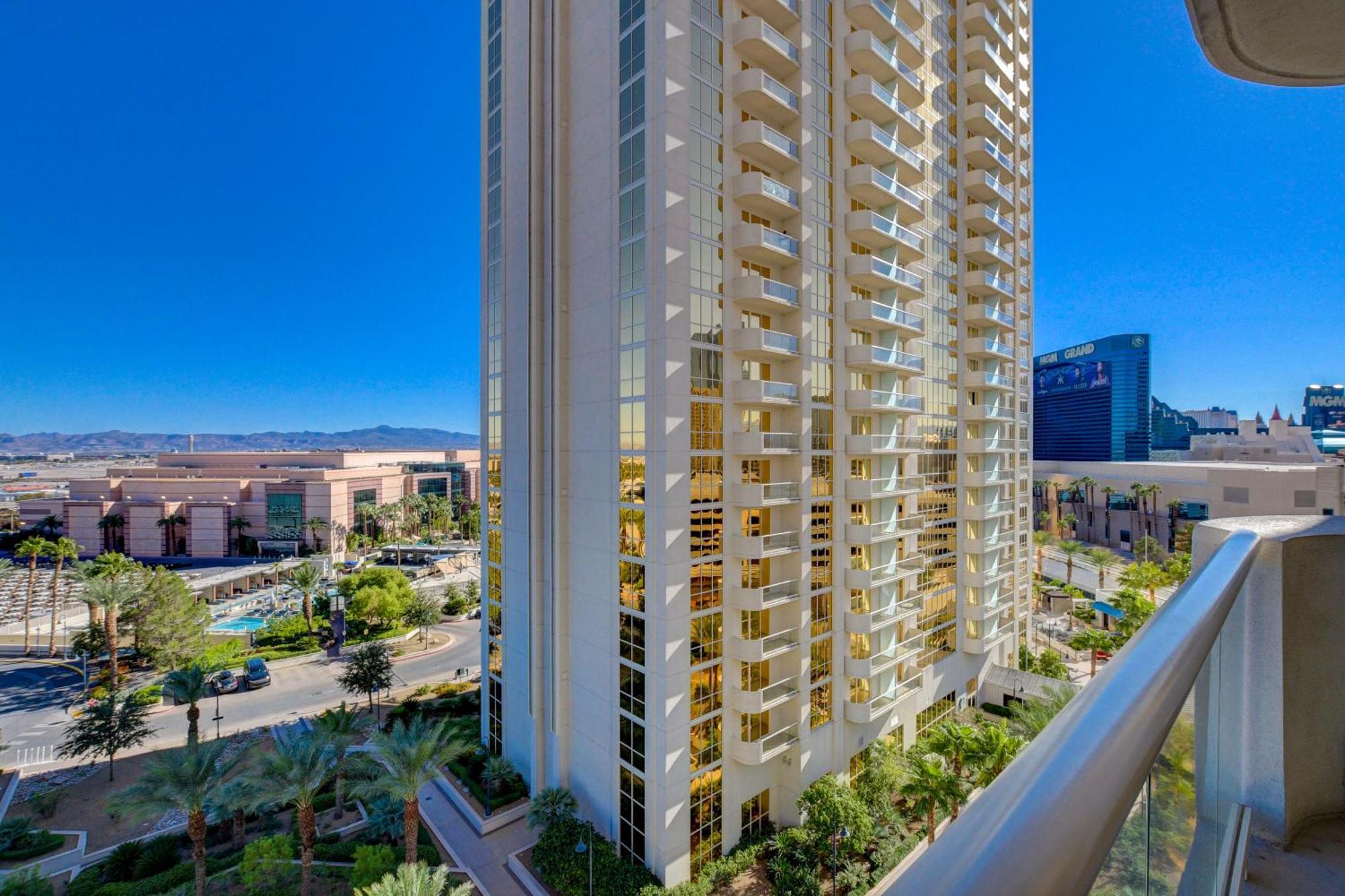 Luxe 1br 2bth Mgm Signature Balcony Apartahotel *