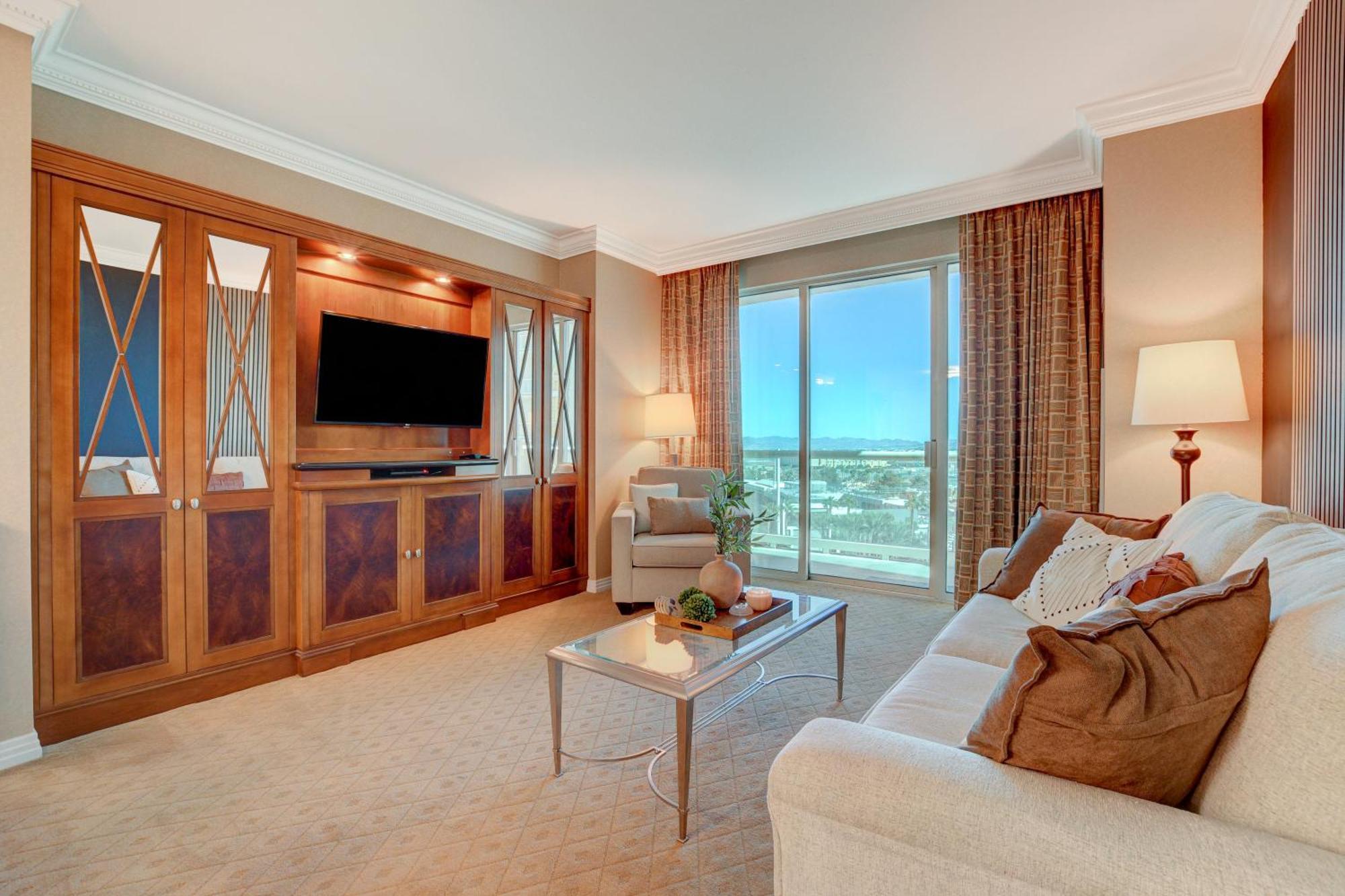 Luxe 1br 2bth Mgm Signature Balcony Apartahotel *